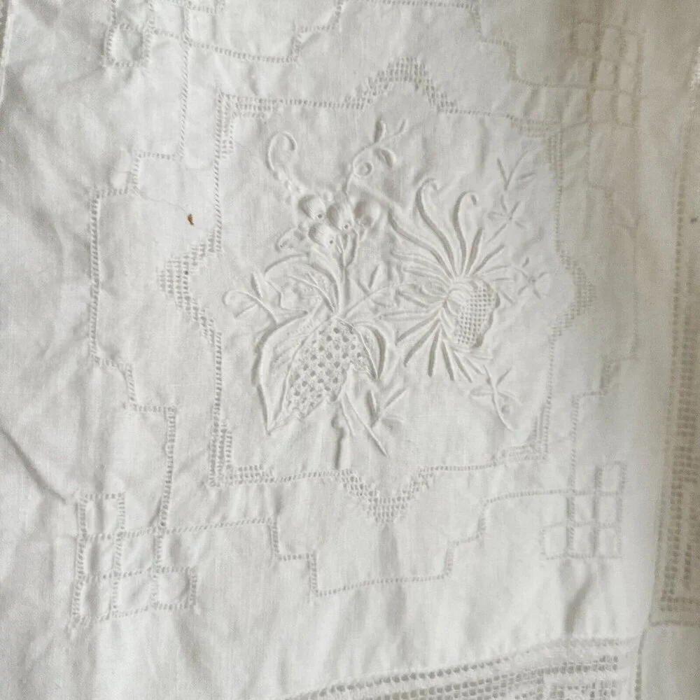 Vintage White Cotton Crochet Lace Embroidered Squares Table Covering Cloth